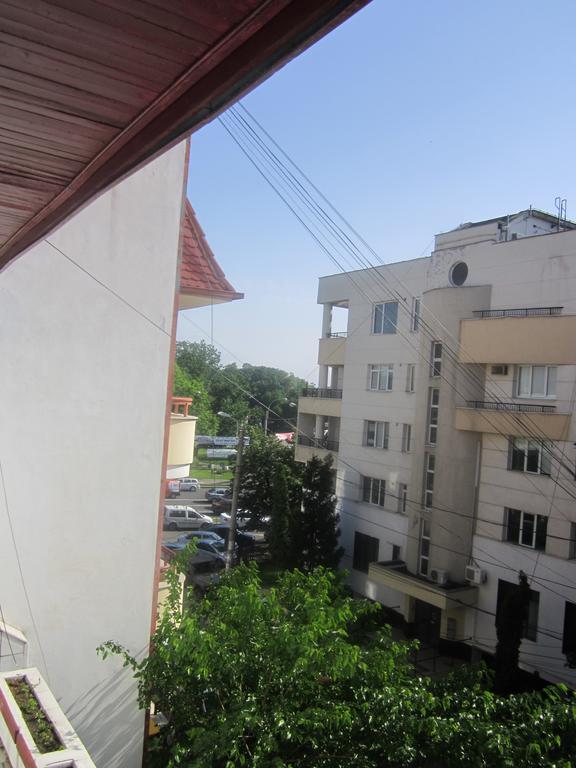 Pensiunea Helvetia Bukarest Zimmer foto